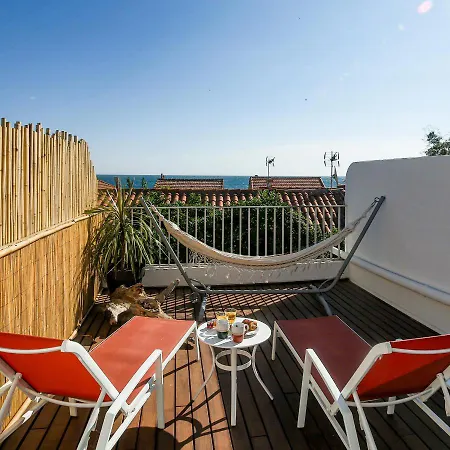 Le Fanal Otel 3*
